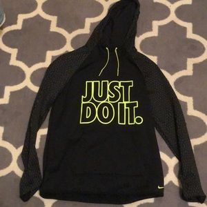 Nike pullover